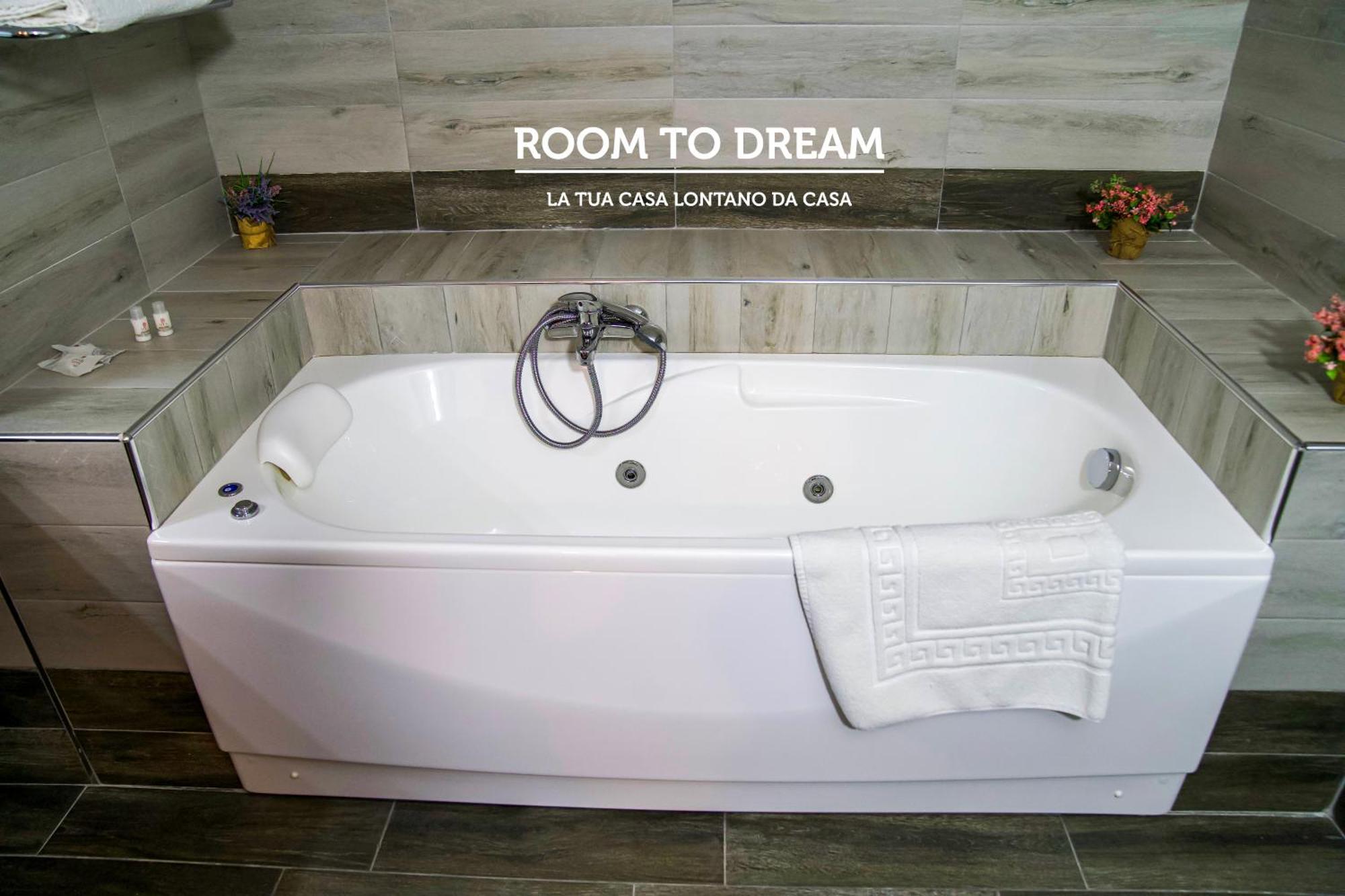 Room To Dream San Valentino Torio Exterior photo